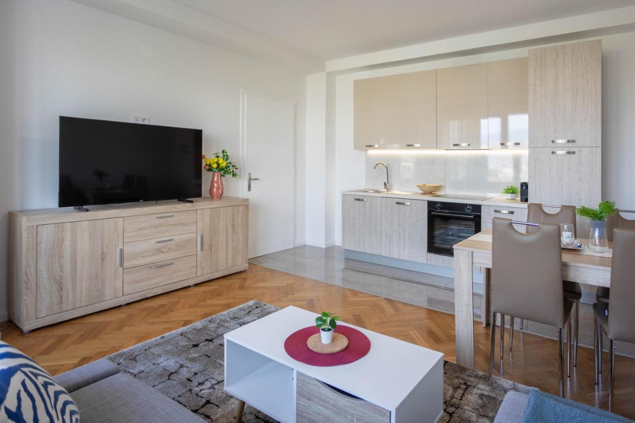 זאגרב Spacious 2Bdr Apartment- Skyline View מראה חיצוני תמונה